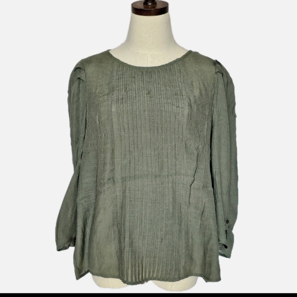 Nanette Lepore Olive Green  Lightweight Long Sleeve Blouse  Pintucking Front, M - Picture 1 of 8